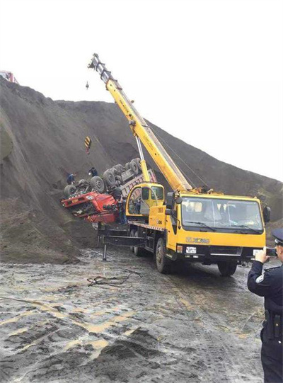 河北区上犹道路救援